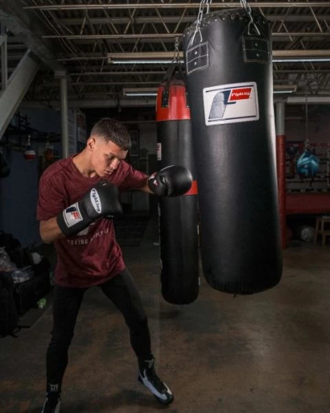 Fighting Sports Synthetic Leather Heavy Punchbag - 100lbs 6 Fighting Sports Synthetic Leather Heavy Punchbag - 100lbs - Image 4